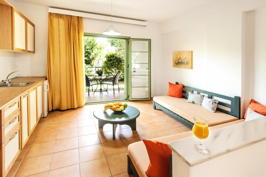 Hotel Dafni Skiathos Chora Chambre photo